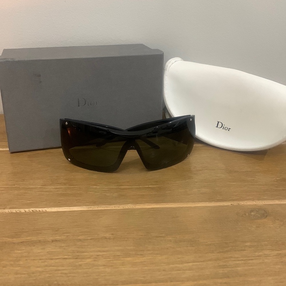 • DIOR - Sunglasses “Overshine 2” (Like New!)